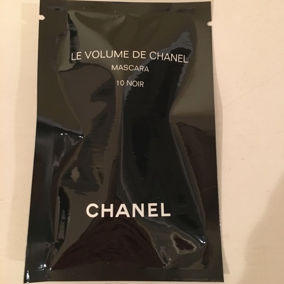CHANEL Other - Chanel Black Mascara